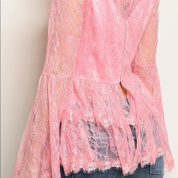 ❌DONATED❌Pink Overlay Lace Ruffled Hem Long Bell Sleeve Top - Picture 3 of 9
